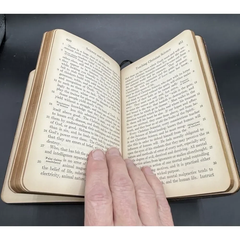 Mary Baker Eddy 1906 Science & Health With Key To The Scriptures Leather Signed!